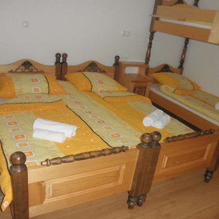 Apartments Cumar Cerkno Rum bild